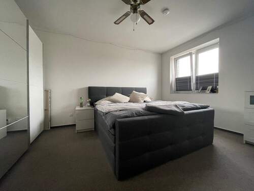 Schlafzimmer - 2 Zimmer Etagenwohnung in Henstedt-Ulzburg