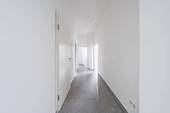 Flur 1OG - 2 Zimmer Mehrfamilienhaus, Wohnhaus zum Kaufen in Dortmund