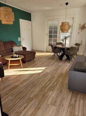Wohnzimmer - 4 Zimmer Etagenwohnung in Bad Oeynhausen