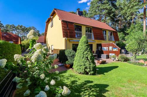 Hausrückansicht - 5 Zimmer Doppelhaushälfte zum Kaufen in Berlin