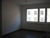 Wohnzimmer - 2 Zimmer Etagenwohnung in Hildesheim