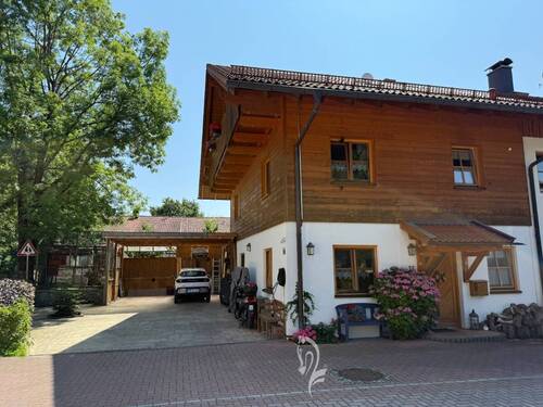 Blick auf das Haus, Straßenseite - 