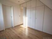 Schlafzimmer - 2 Zimmer Etagenwohnung in Engen / Neuhausen