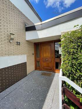 Hauseingang - 1 Zimmer Mehrfamilienhaus, Wohnhaus zum Kaufen in Hückelhoven