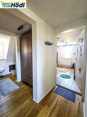 Flurbereich mit hochwertigen Türen - 