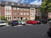 Hausansicht - Bestlage und Potential + EG-ETW mit gutem Grundriss und vielen Optionen