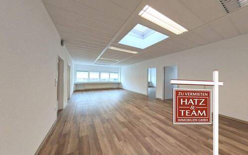 Hatz & Team Immobilien GmbH - 237 m² Büroflächen im Hutthurmer Gewerbegebiet mit eigenen Stellplätzen