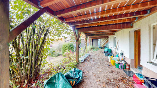 UG - tlw. überdachter Terrassenbereich - 