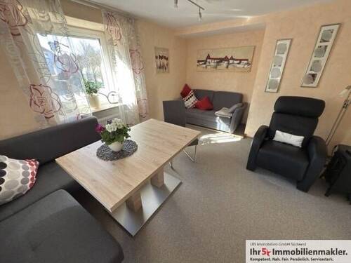 Wohnzimmer im Erdgeschoss - 