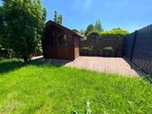 Gartenhaus mit Terrasse - 