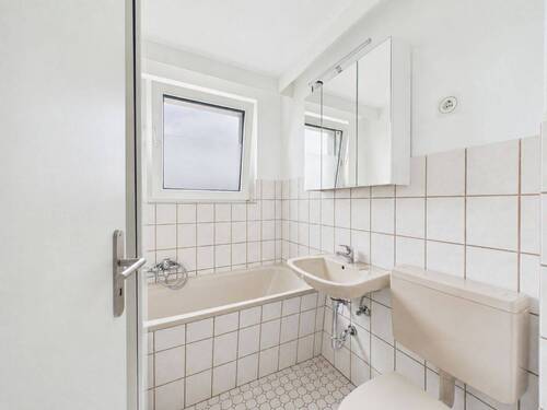 Badezimmer 1.OG Vis. - 
