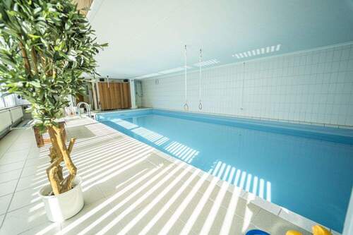 Schwimmbad - 