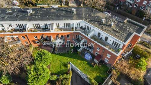 Drohne 2 - 3 Zimmer Etagenwohnung in Hamburg