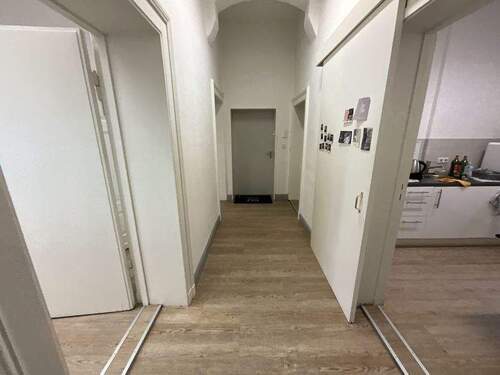 Flur - Büro mit 70,00 m&sup2; in Braunschweig zur Miete