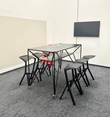 Flexibel buchbarer Meetingraum - Büro mit 38,00 m&sup2; in Augsburg zur Miete