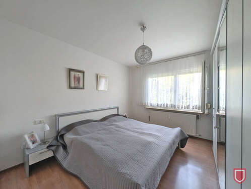Schlafzimmer EG - 
