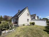 Schön angelegter Terrassenbereich - 