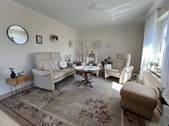 Wohnzimmer von guter Größe - Einfamilienhaus mit 96,00 m&sup2; in Quickborn zum Kaufen