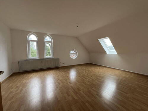 Wohnzimmer - 2 Zimmer Etagenwohnung zur Miete in Hemmingen