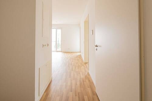 Flur Bild 2 - 2 Zimmer Etagenwohnung in Dresden