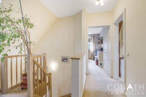 Conath-Immobilien_Harsefeld_Buxtehude_Fredenbeck – DG Flur mit Blick ins Büro / Gästezimmer - 