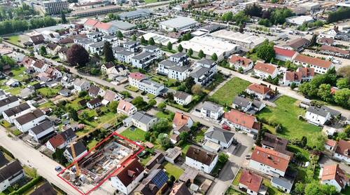 Luftbild mit Einkaufsmöglichkeiten - 2 Zimmer Etagenwohnung zum Kaufen in Schrobenhausen