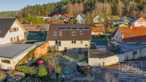 Gartenansicht - 5 Zimmer Einfamilienhaus in Busenberg