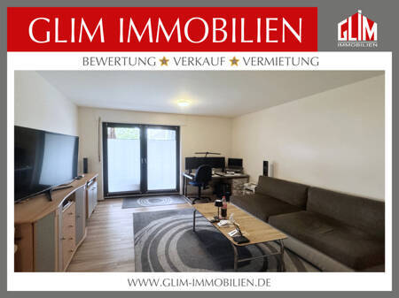 Wohnzimmer - Gut vermietete 3 Zimmer-Wohnung mit Süd-Balkon und Stellplatz in Krefeld-Uerdingen