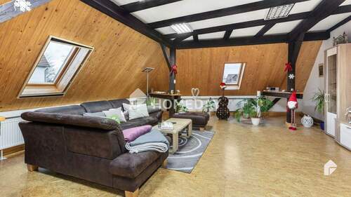 1. OG Wohnzimmer 1 - 