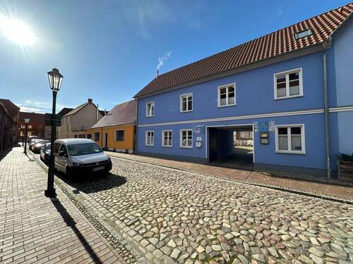 4. Anliegerstraße - Mehrfamilienhaus, Wohnhaus mit 575,00 m&sup2; in Röbel/Müritz zum Kaufen