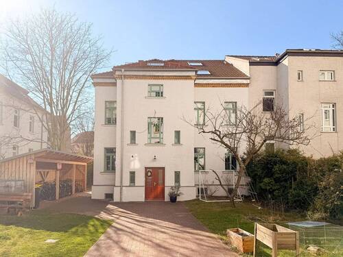 Innenhof mit Hinterhaus - 