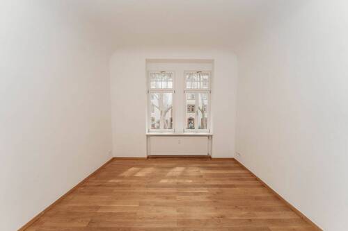 Zimmer 2 - 