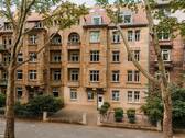 Hausansicht - Stilvoll sanierter Altbau mit historischem Flair in begehrter Lage