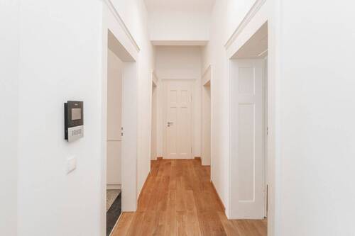 Flur - 3 Zimmer Etagenwohnung zum Kaufen in Mannheim