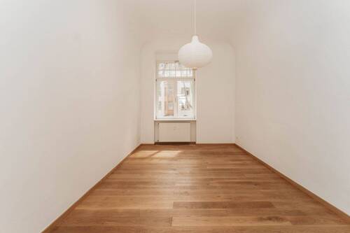 Zimmer 1 - 3 Zimmer Etagenwohnung in Mannheim