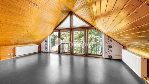 1. OG Wohnzimmer 1 - 