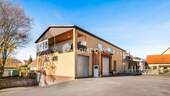 Außenansicht 1 - Ideal für Familie & Handwerk: EFH mit 4 Garagen, Werkstatt, Lagerhalle, Balkon & Loggia in Mössingen