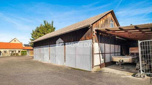 Garage1 - Einfamilienhaus mit 194,00 m² in Mössingen zum Kaufen