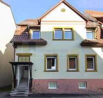 Gepflegtes Wohn- und Stadthaus in zentraler Lage von Donaueschingen mit großem Garten, Ausbaureserve im Dachgeschoss und Raum für Ideen!