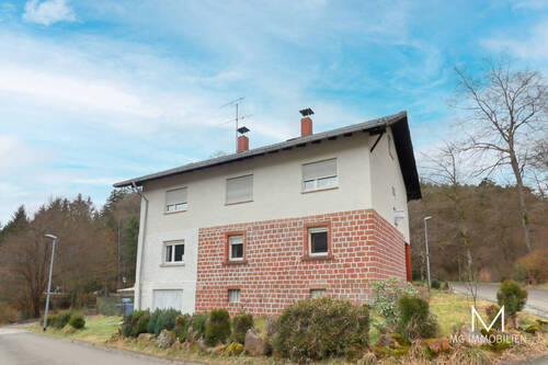 Außenansicht - MG - Kaiserslautern (Breitenau): Einfamilienhaus mit Garten am Waldrand