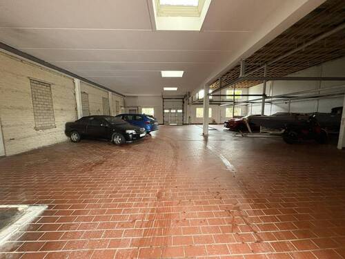 Garage - 