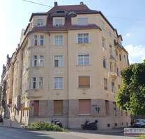 CHARMANTE 2-Zi-Wohnung in STILvollem ALTBAU und attraktiver CITYLAGE - Fürth Innenstadt