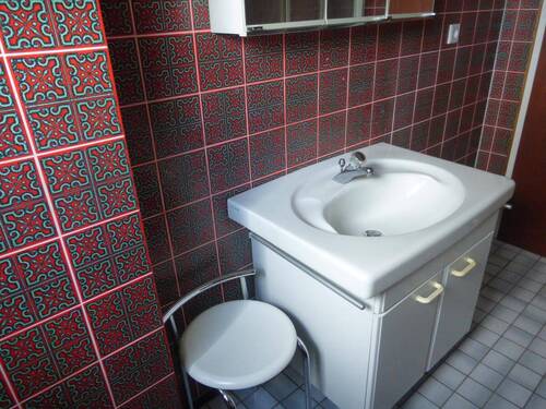 Bad, Blick 4 - 