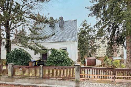 Hausansicht straßenseitig 01 - 