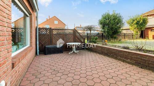 Terrasse 1 - Reihenmittelhaus mit 132,00 m&sup2; in Langenhagen zum Kaufen