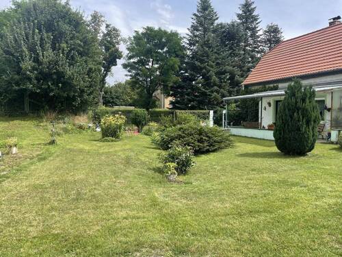 Grundstück - Einfamilienhaus mit 60,00 m&sup2; in Delitzsch zum Kaufen