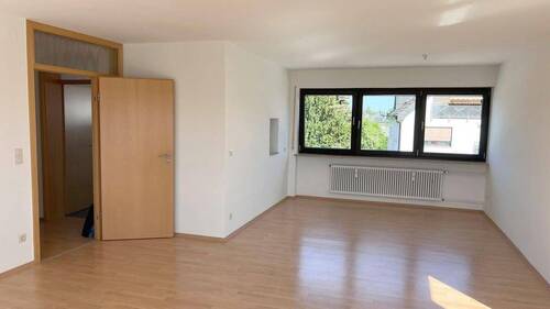Bild 2 - 4 Zimmer Etagenwohnung zur Miete in Fürth