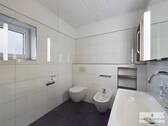 modernes Duschbad - 