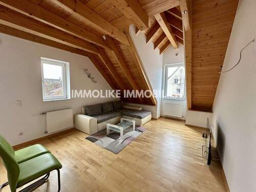 Wohnzimmer - Moderne 2 Zimmer Dachgeschosswohnung in Salmünster Innenstadt