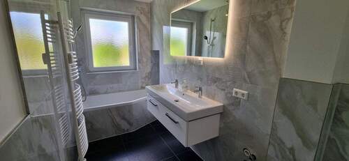 Bild 2 - 3 Zimmer Etagenwohnung zum Kaufen in Böblingen